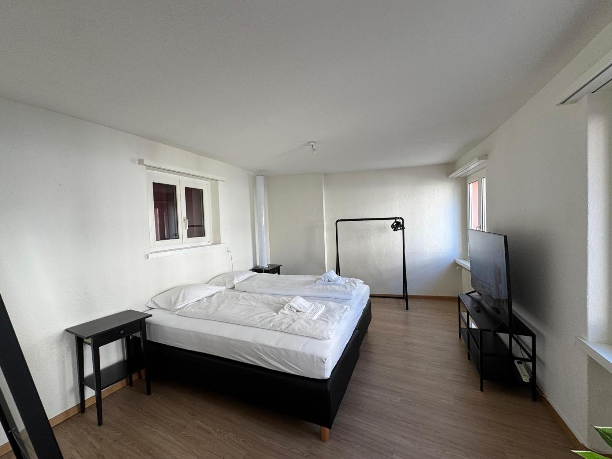 Comfortable In Great Location Apartment
